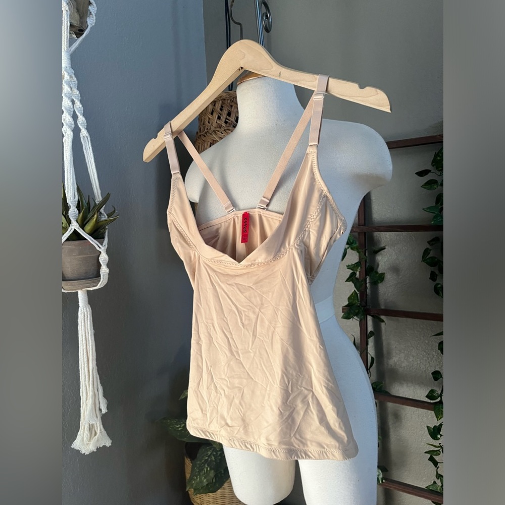▪️Spanx Simplicity Open Bust Control Tank Top Shapewear Nude